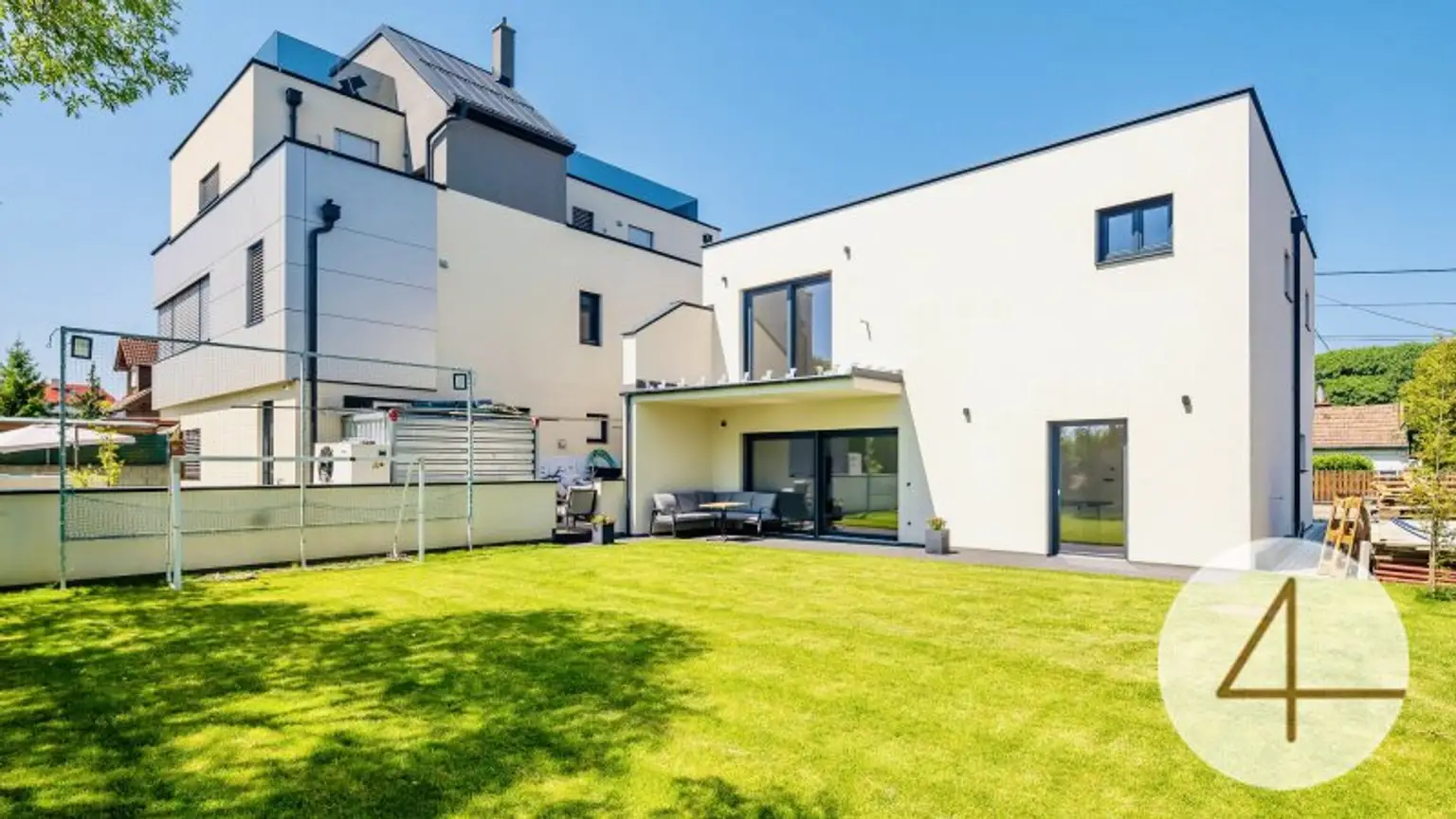 2 premium Villen direkt nebeneinander - mit grünen Weitblick - sonnige Ausrichtung - hochwertige Ausstattung - Salzwasserpool - Garage - Lift