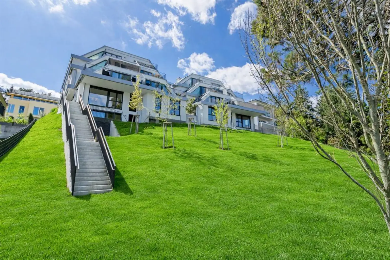 G | ++ GRÜNE LAGE, GROSSE RÄUME ++ VIER Zimmer Wohnung | Prima Service Immobilien