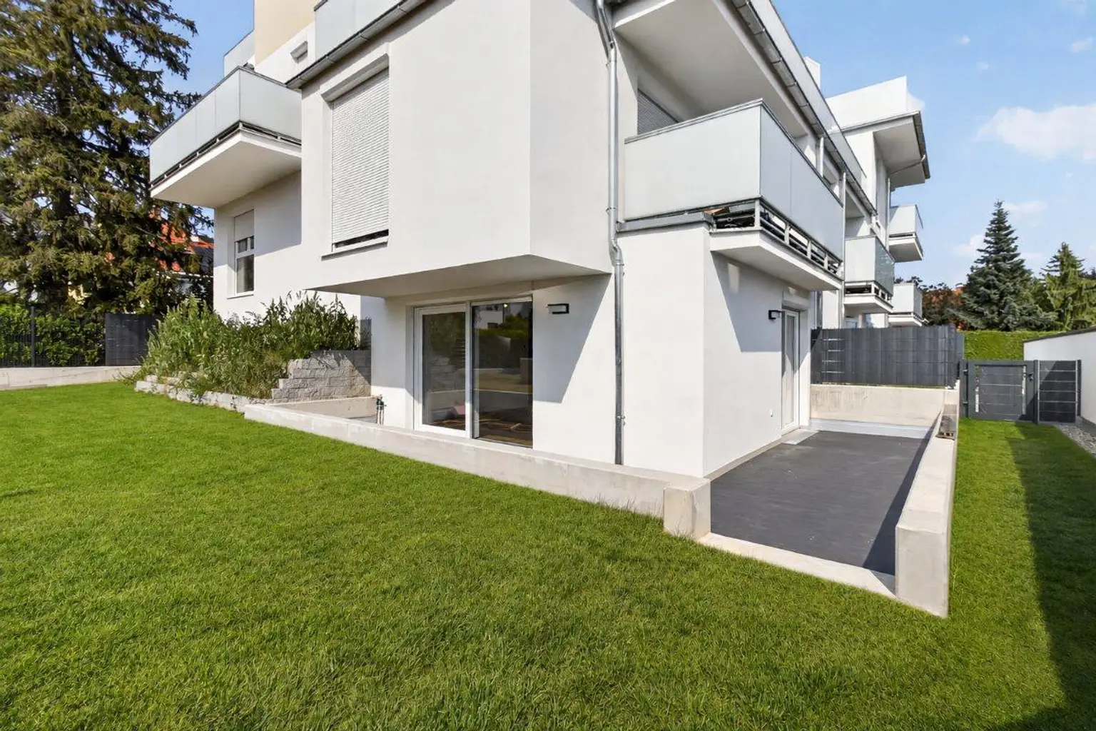 I | THE GREEN 15 ++ VIER ZIMMER GARTENOASE | Prima Service Immobilien