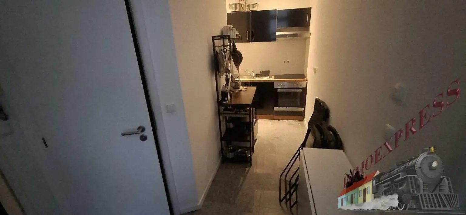 20251205_085829_resized