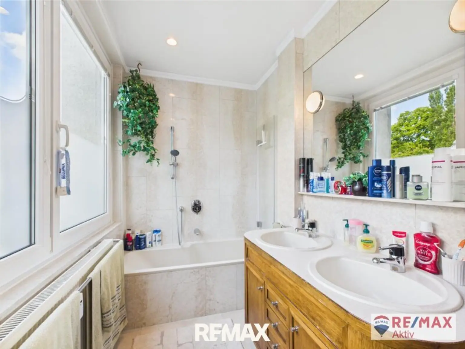 Badezimmer Erdgeschoss