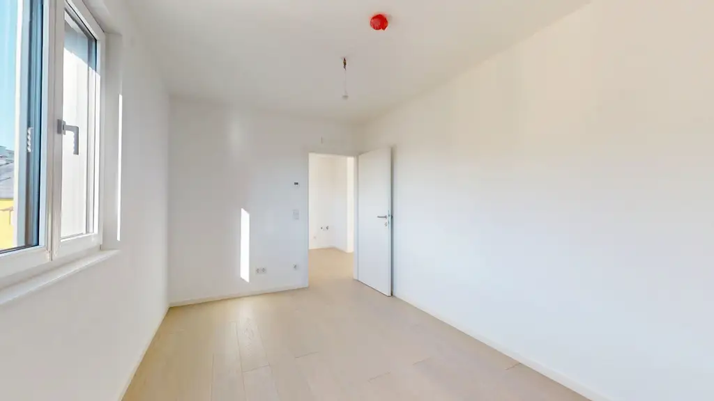 Sonnige 3-Zimmer-Terrassenwohnung in grüner Oase nahe der Donau!
ERSTBEZUG!