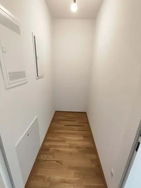 NEUBAU ERSTBEZUG! 2-Zimmer-Wohnung mit Balkon im 4. OG in 1210 Wien! Top 2/37