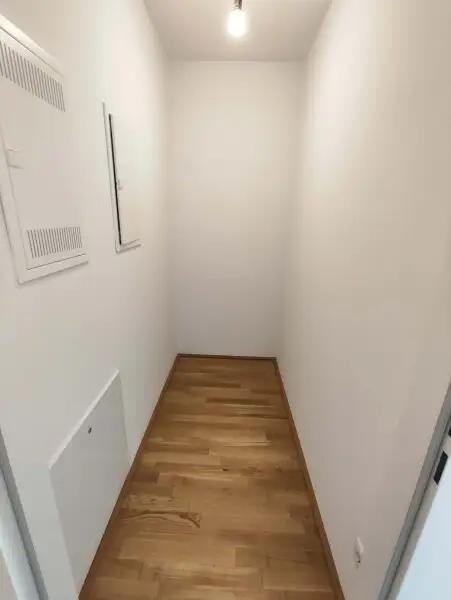 NEUBAU ERSTBEZUG! 2-Zimmer-Wohnung mit Balkon im 4. OG in 1210 Wien! Top 2/37