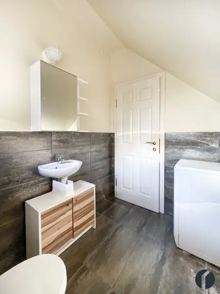 Elegantes Einfamilienhaus in Zeiselmauer mit Garten, Garage und Wellnessbereich