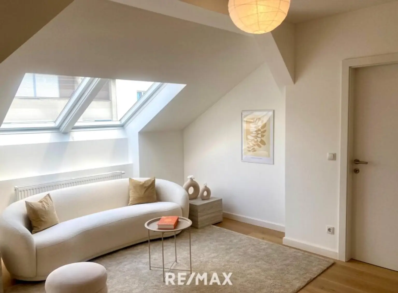 Dachgeschossjuwel mit Terrasse in Bestlage in 1030 Wien – Erstbezug nach Sanierung