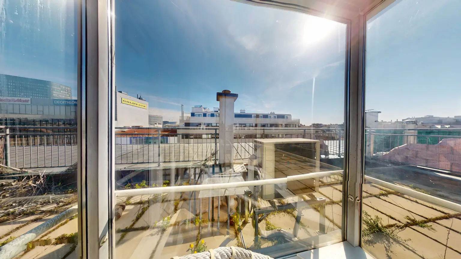 3-Zimmer-Wohnung mit privater Dachterrasse, Klimaanlage und Ruhelage