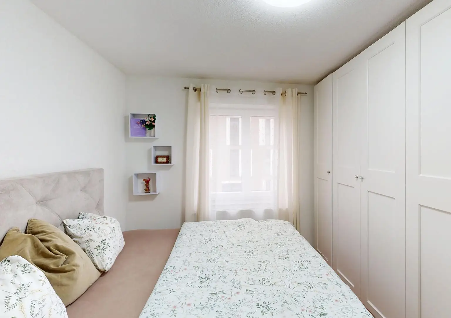 Landeck - Haus OG - Schlafzimmer II