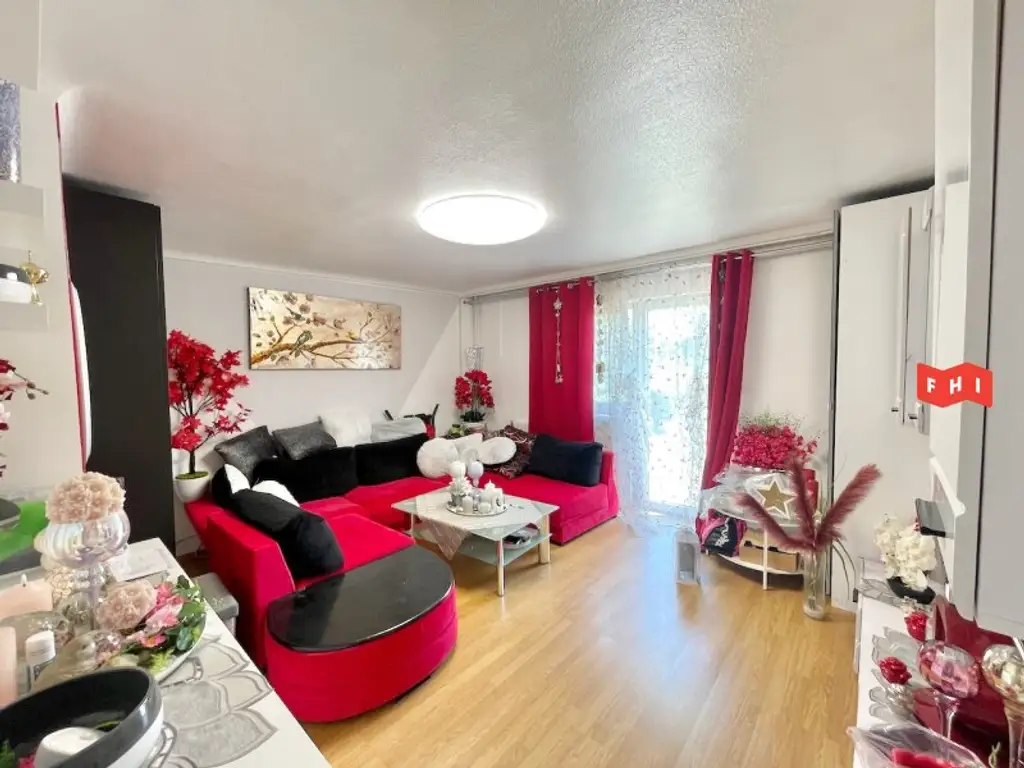 Erweiterbares 4 Zimmer Einfamilienhaus mit Garage, Pool & Gartenhaus