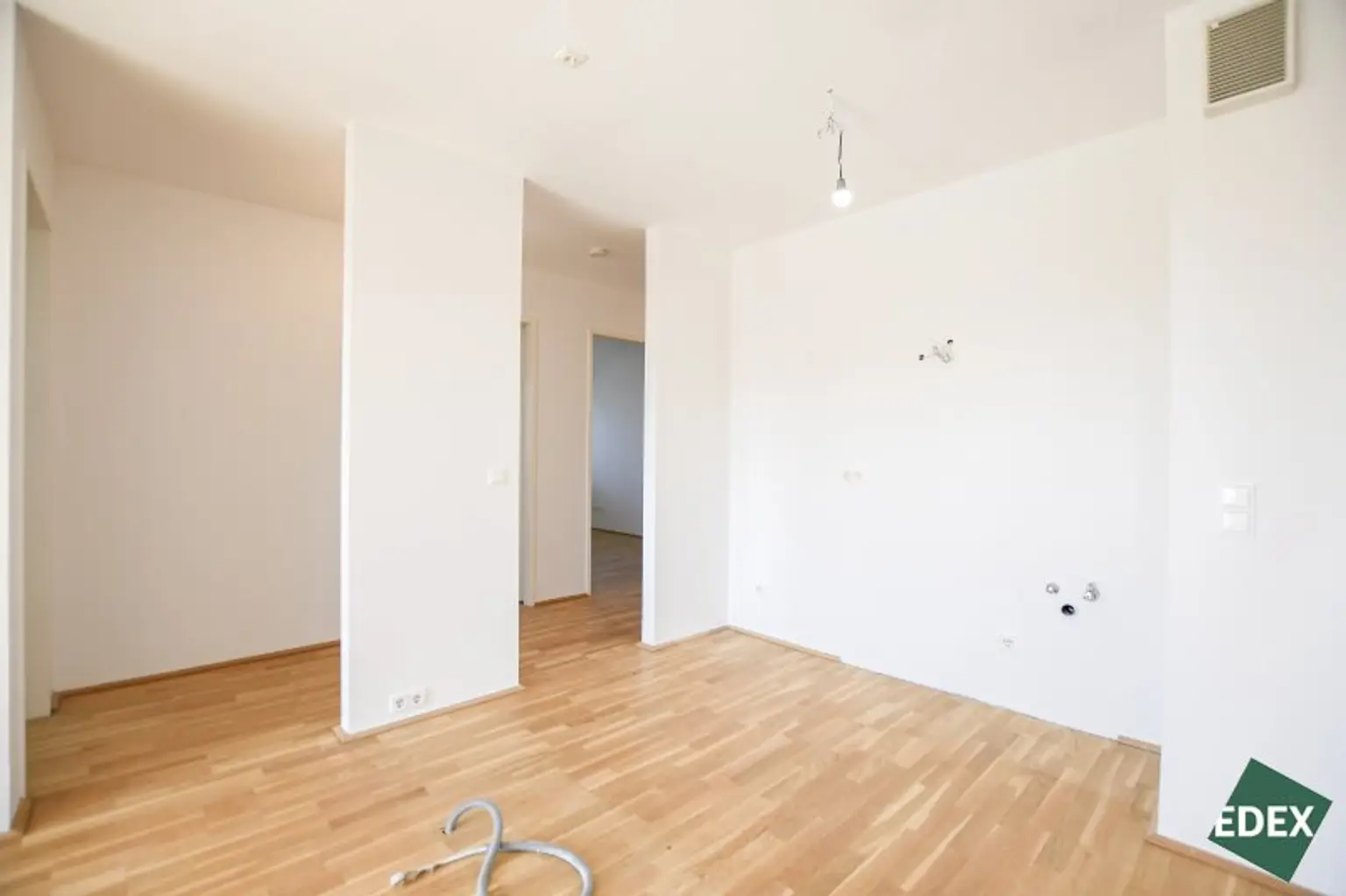 Familienfreundliche 4-Zimmer-Wohnung nahe 29A Bushaltestelle