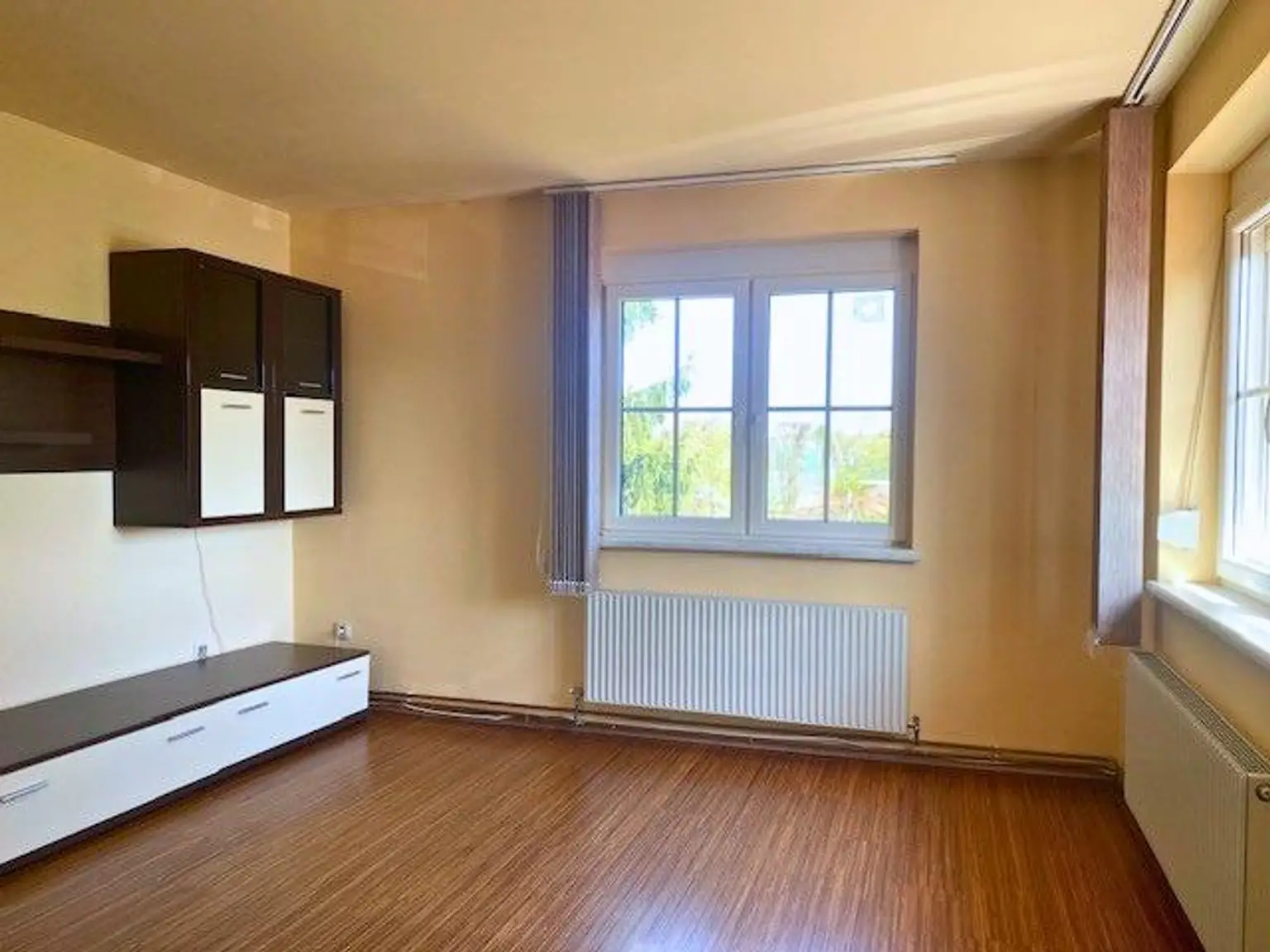 Mehrfamilienhaus in Wiener Neustadt- viel Platz für Generationen!