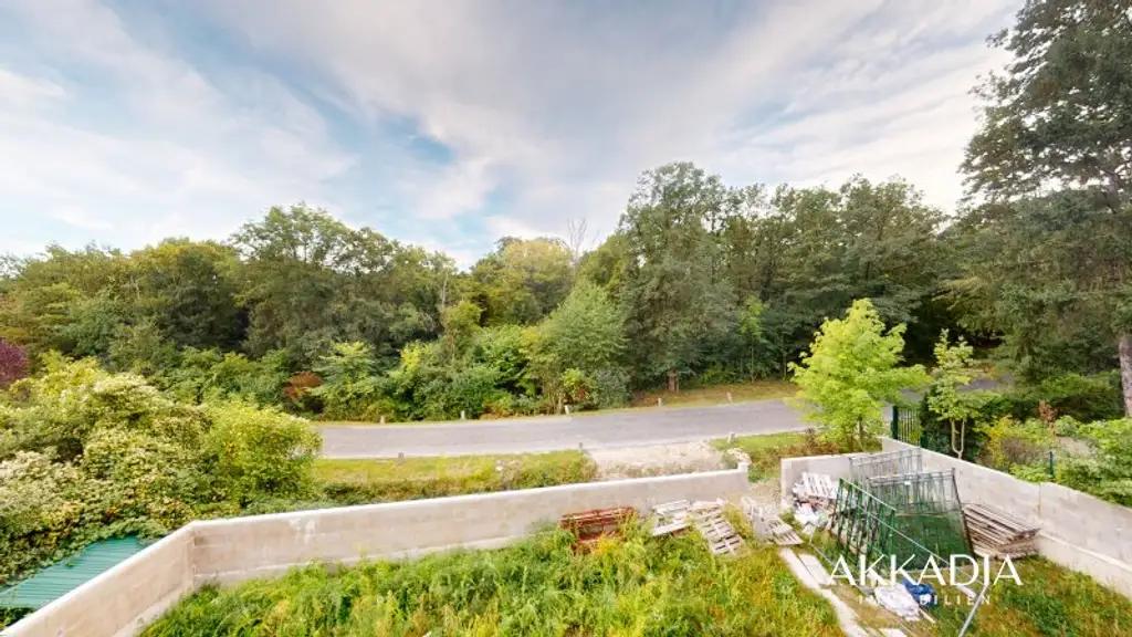 Neuwaldegg Hideaway: Neubau mit Pool, großem Garten & Naturstein