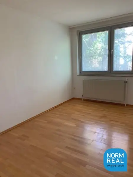 Loggiawohnung in Grünlage