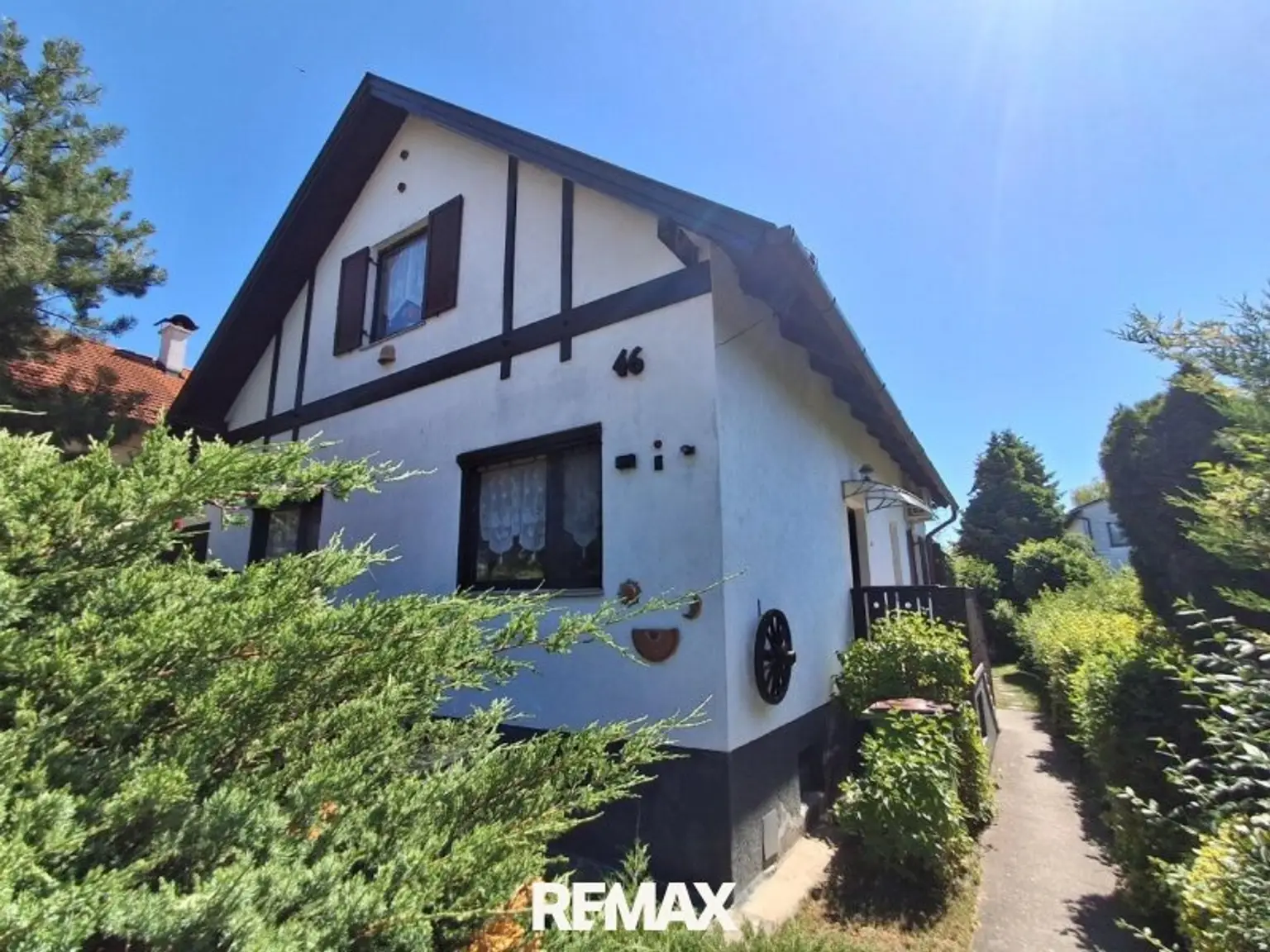 1 Ausbaupotenzial 150 m² WFL möglich - Tolle Liege