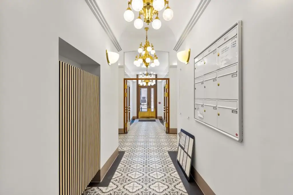 Lagerfläche in 1010 Wien zu vermieten - Erreichbarkeit mit dem Lift