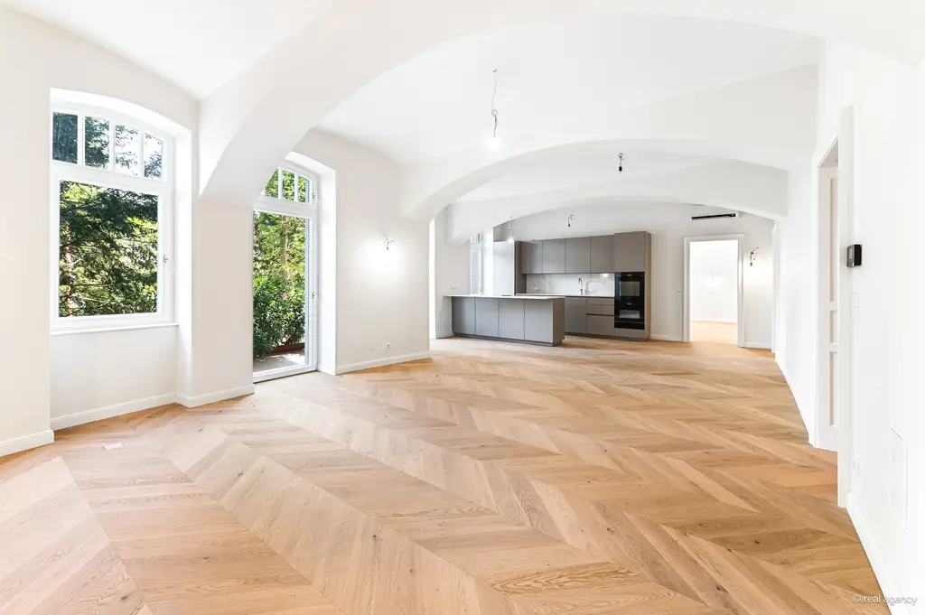 Wohnen im Grünen I 4 Zimmer Gartenwohnung mit 2 Terrassen & Doppelgarage