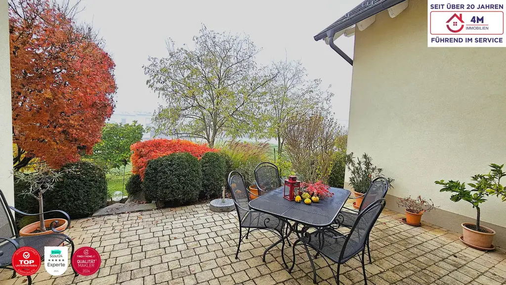 Exklusive Baumeister-Villa  (340 m²) mit PV-Anlage, Doppelgarage & großem Designergarten