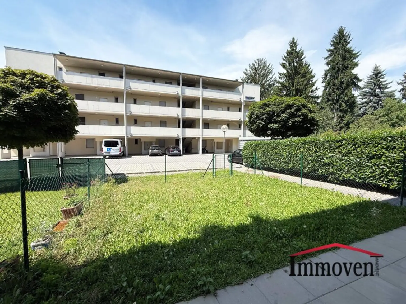 Gartenwohnung! 2-Zimmerwohnung mit Terrasse/Gartenanteil!