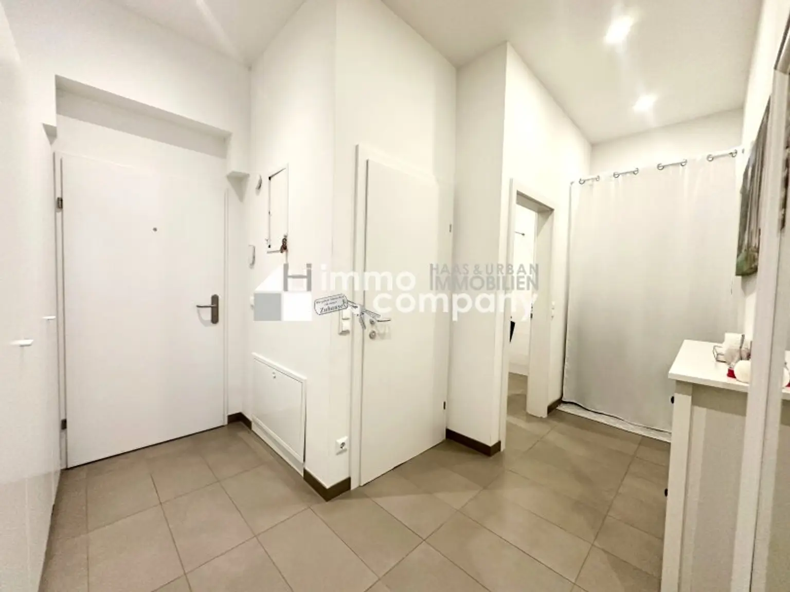 Moderne 2-Zimmer-Wohnung mit U4/U6-Nähe!