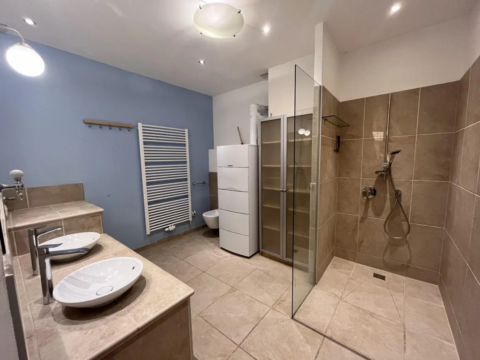 Altbau Wohnung mit Flair