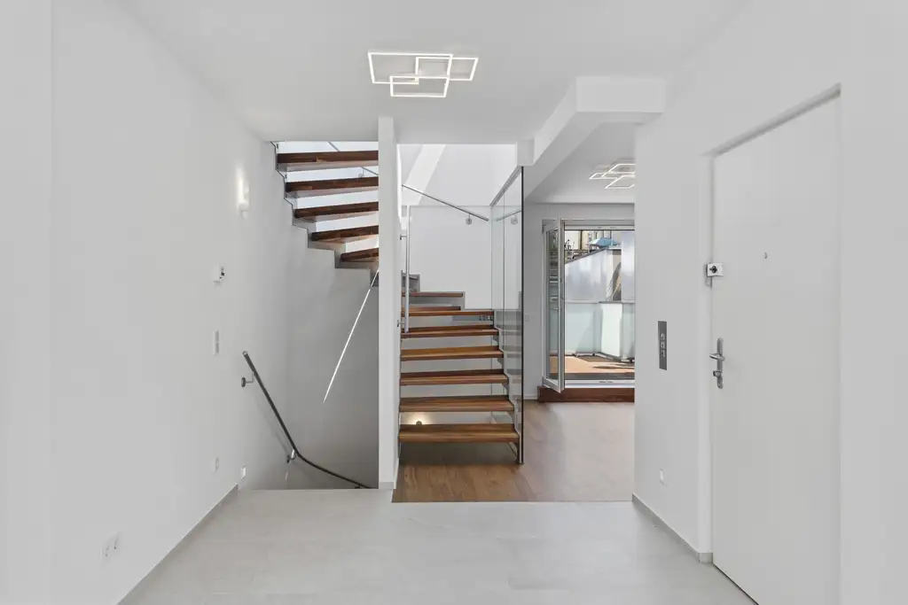 Karmelitermarkt - Penthouse mit Pool und Parkblick