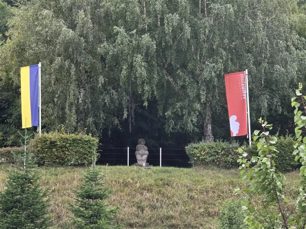 Rarität in der Wachau, 6 Apartments, Restaurant mit Wintergarten, Dachausbau-Potenzial