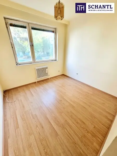 Absolute Grün- und Ruhelage! Gebraucht. Gepflegt. Geliebt! Perfekt aufgeteilte 3-Zimmer + separate Küche / 2 Balkone / Viele Möglichkeiten! Ruhig wohnen, gut leben!