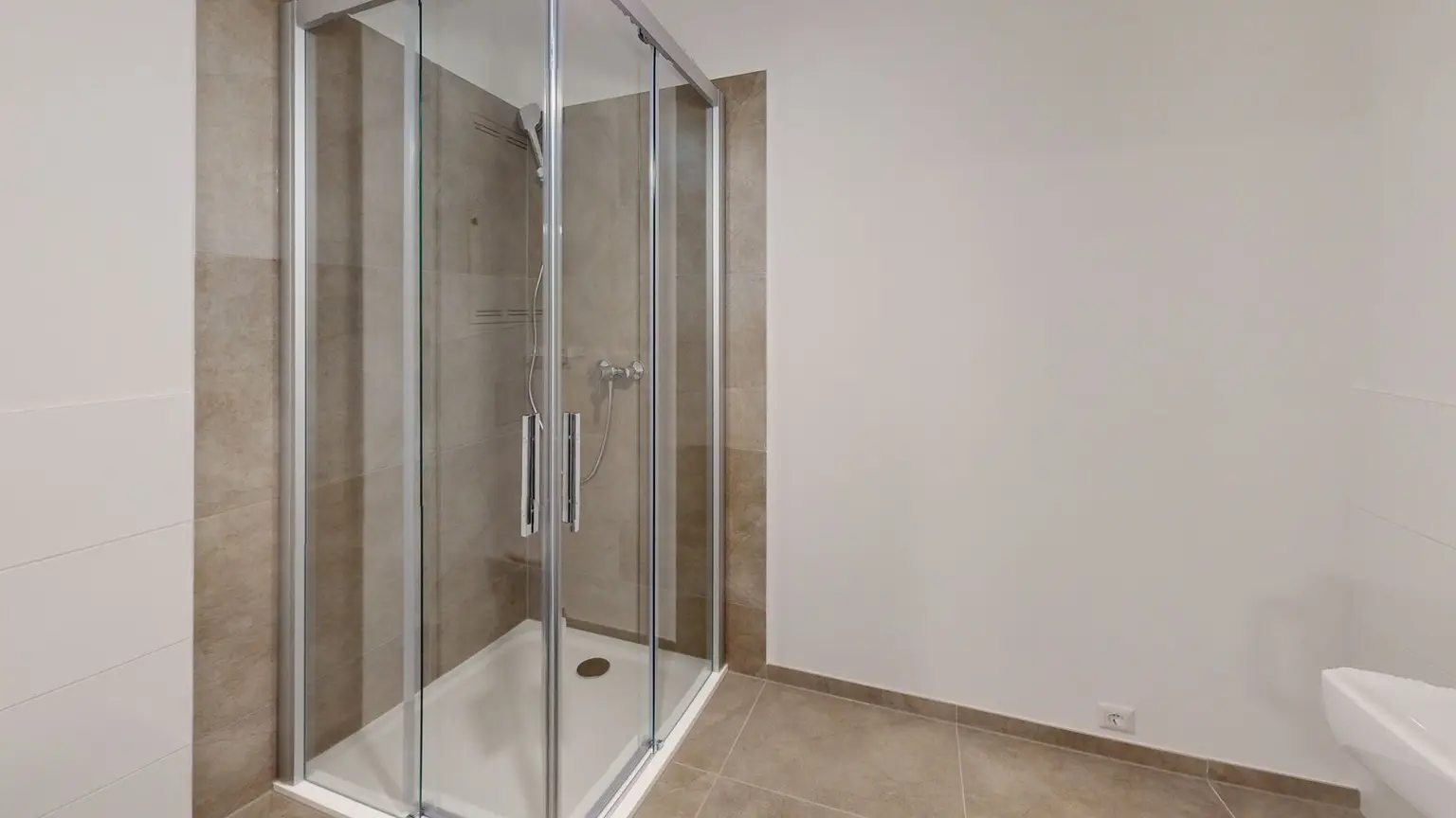 06_H2-01_Badezimmer
