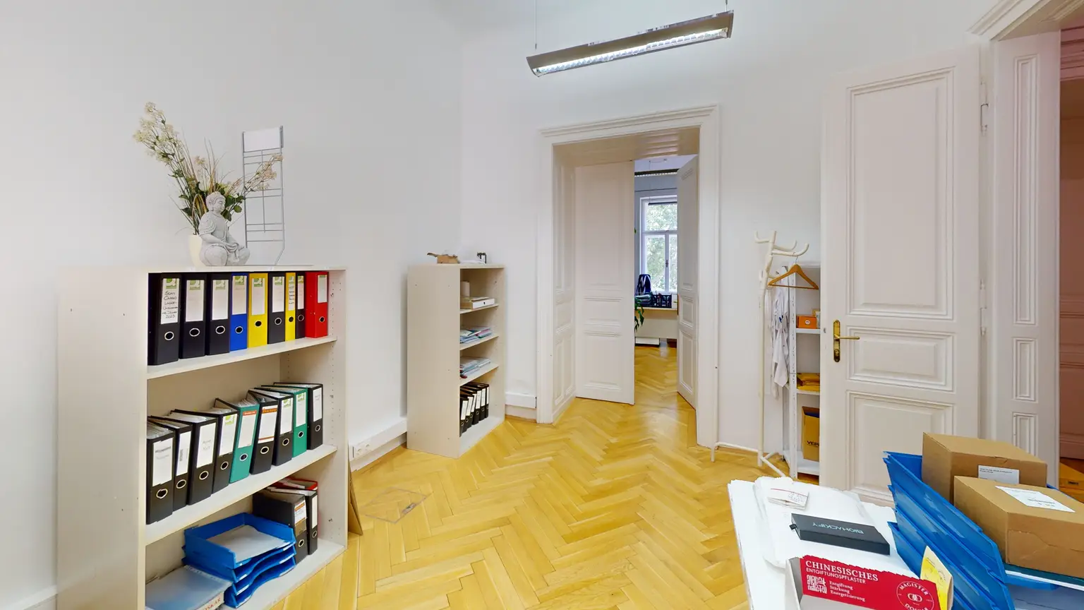 Repräsentatives Altbau-Office am Börseplatz – Nachmieter ab ca. Oktober 2025 gesucht