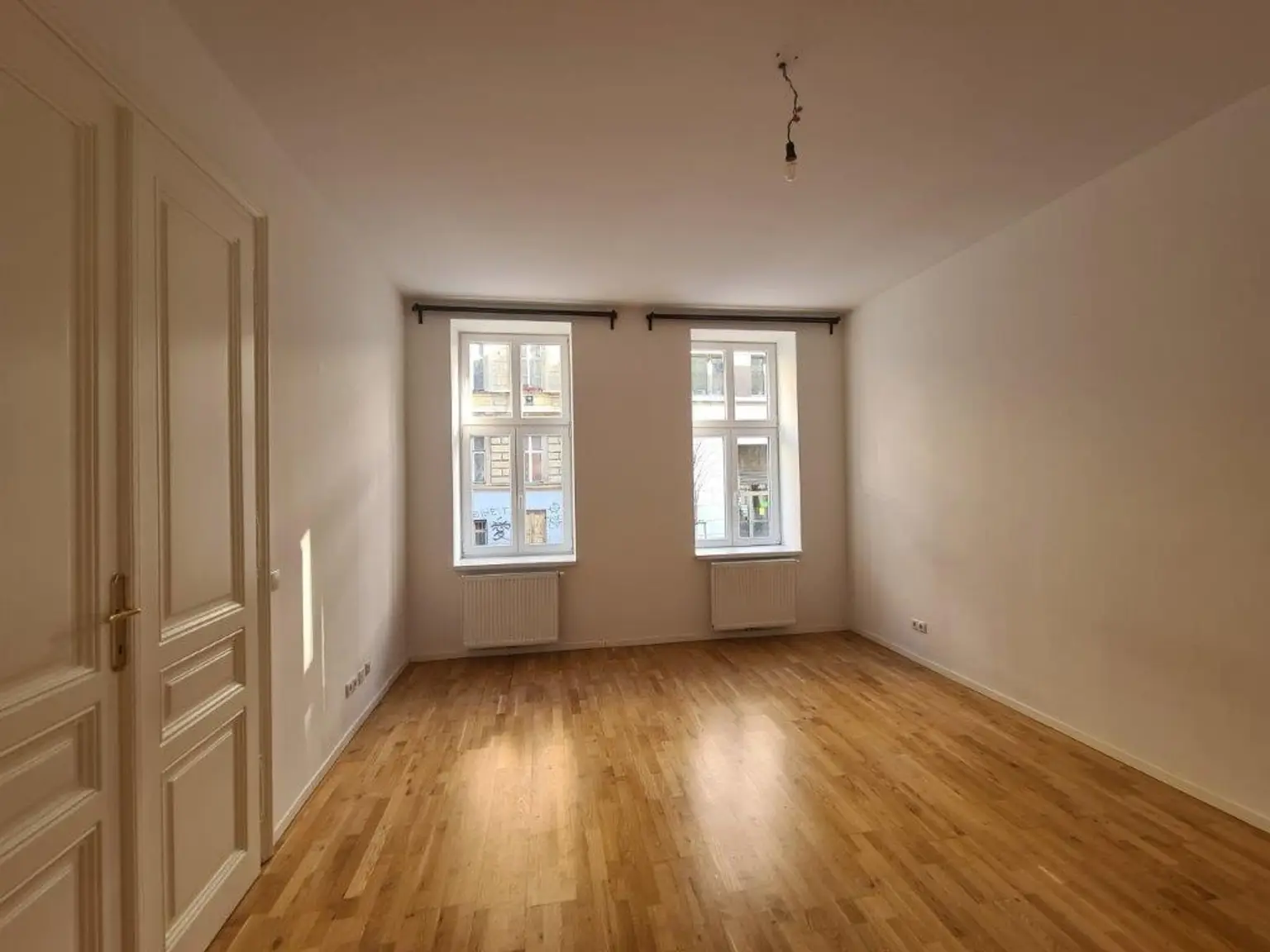 J | ++ NEU ++ HÜBSCHE Altbauwohnung - Nähe Taborstraße | Prima Service Immobilien