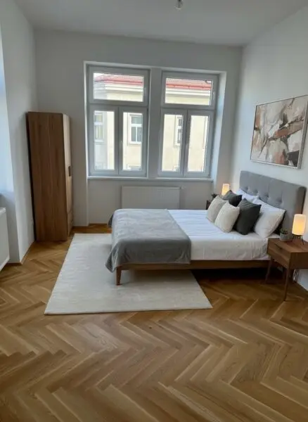 ERSTBEZUG Top sanierter Altbau mit Fernblick und Lift