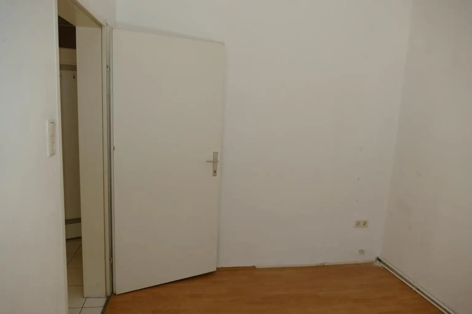 Zentral begehbar, charmante Ideal-Single-Student- Mietwohnung.