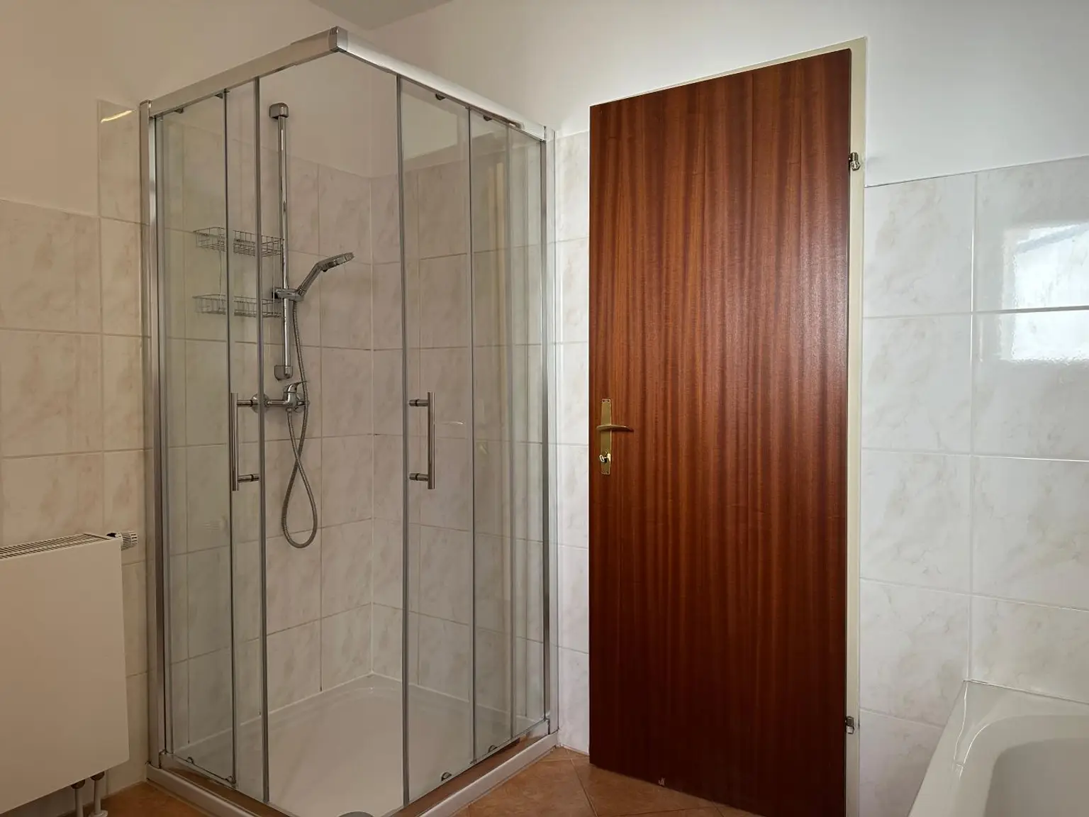 Wohnung zu vermieten, ideal für größere Familien