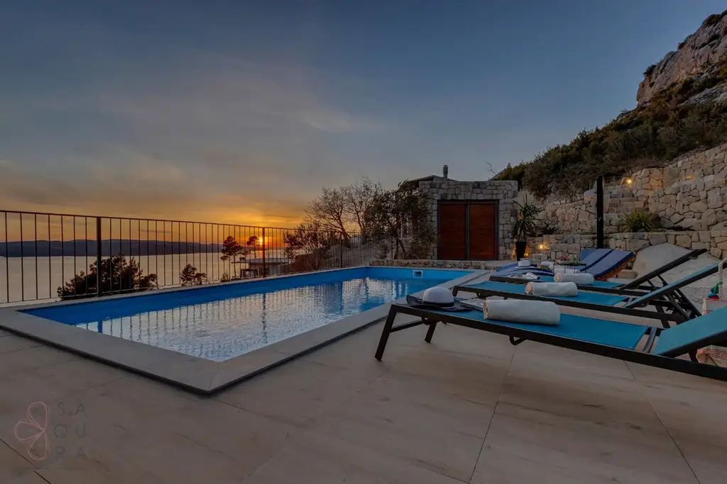 Stone Mansion Makarska – Mediterrane Eleganz mit Investitionspotenzial