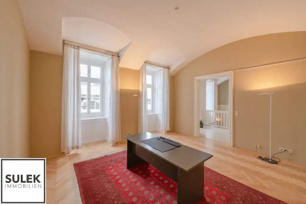 Ihr neuer Bürostandort am Stadtpark! Altbau mit großen Kellerräumlichkeiten - sofort beziehbar!