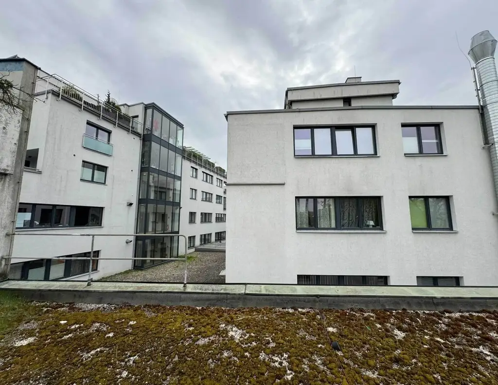 Bestandfreies Stadthaus mit Entwicklungspotential im Zentrum von Wels zu verkaufen