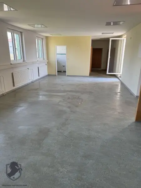 Barrierefreie Praxisfläche im 2. OG nahe Zentrum Tulln