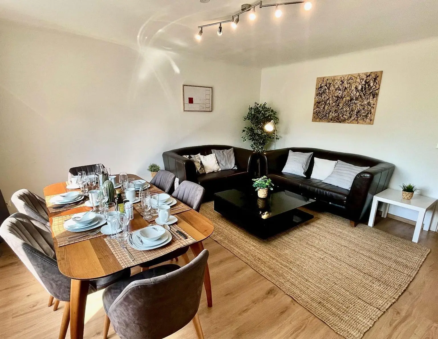 5 Zimmer Wohnung - möbliert - bis 9 Personen Kurzzeitmiete - all incl. ab 1 Monat bis 3 Jahre