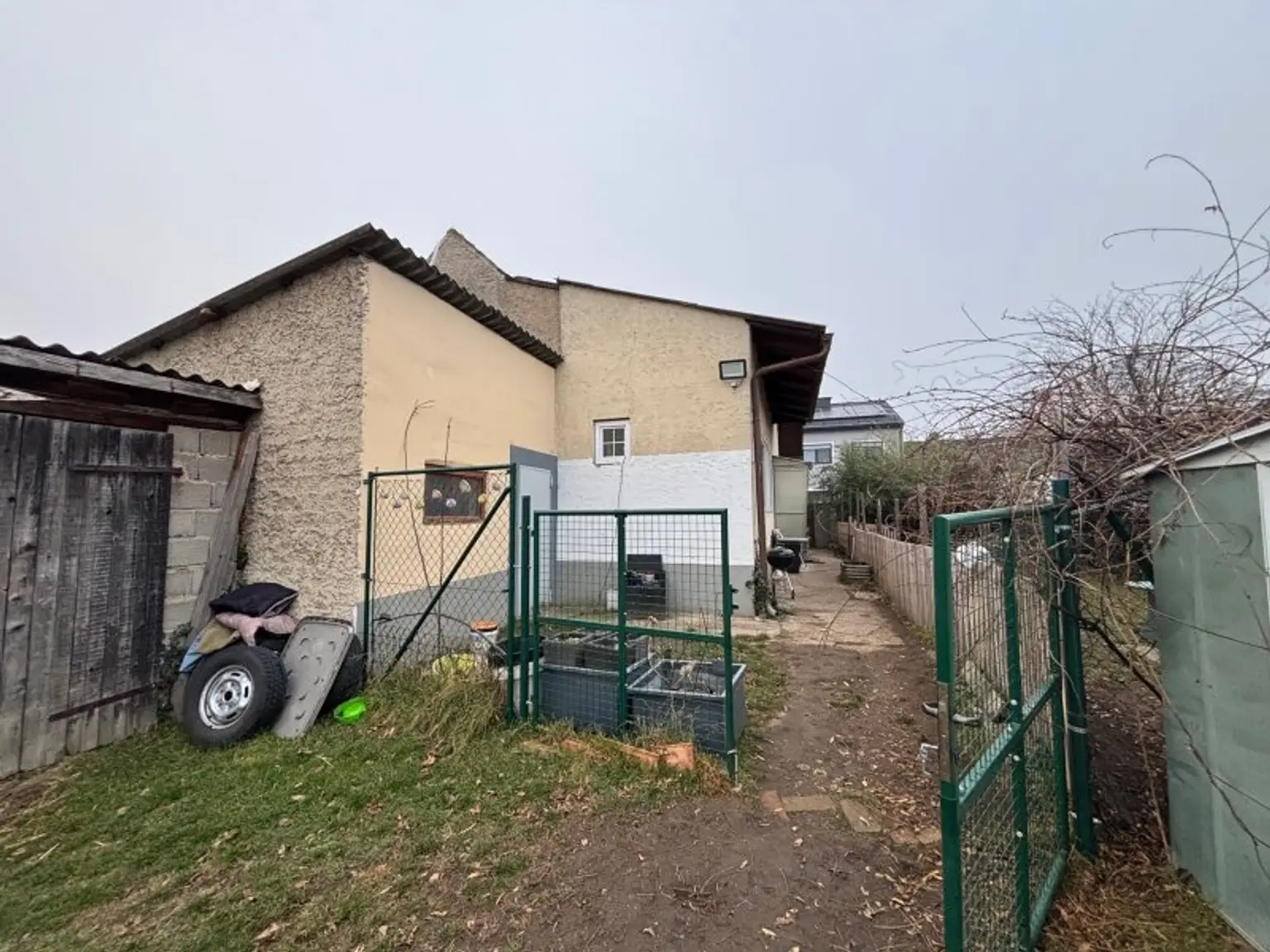 Wallern - Haus mit viel Potential im Seewinkel, Nebengebäude, großer Grund