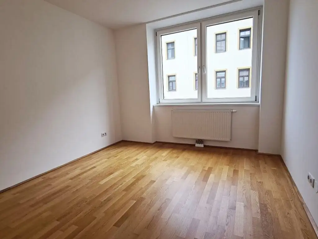 U1-NÄHE, gepflegte 68 m2 Neubau inkl. 4 m2 Loggia, 2 Zimmer, Wannenbad, Parketten, 2. Liftstock, Humboldtgasse