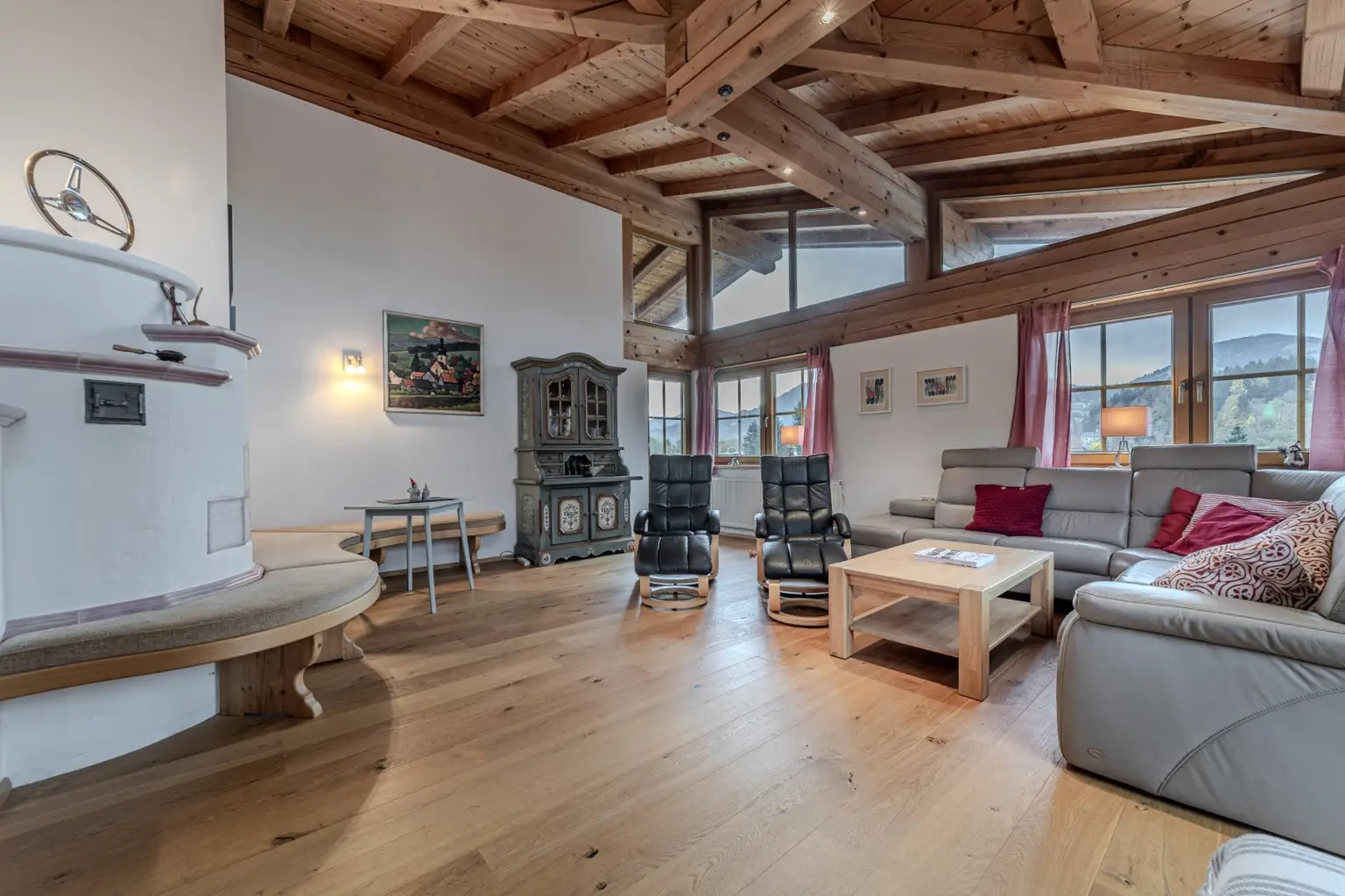 Wunderschöne Penthousewohnung mit imposantem Kaiserblick in Toplage