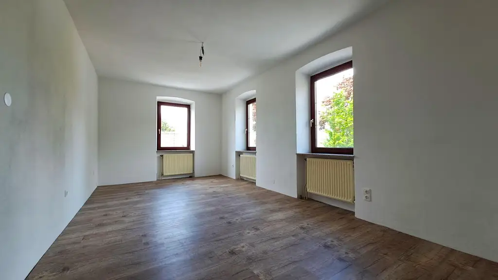renovierter Wohntraum mit historischem Flair