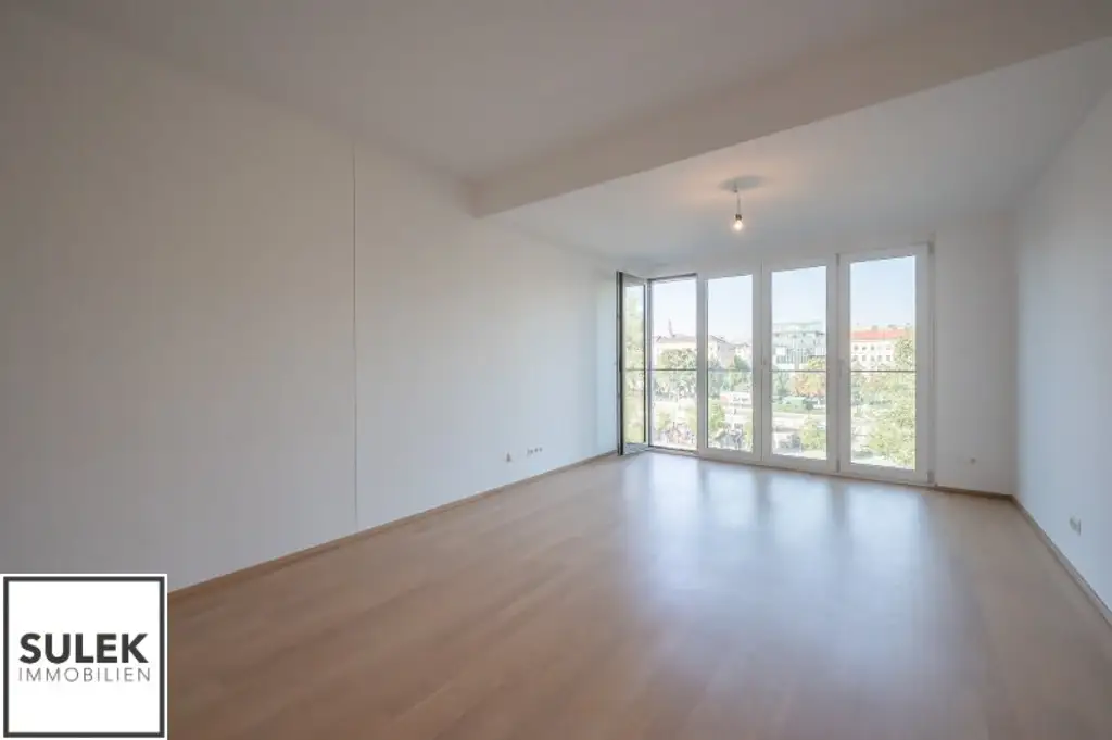 helle moderne 3 Zimmerwohnung mit traumhaften Blick über den Donaukanal