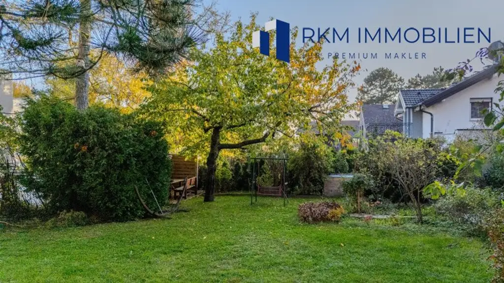 Traumhaftes Einfamilienhaus in Wien 1230: 9 Zimmer, Garten, Balkon und Garage!