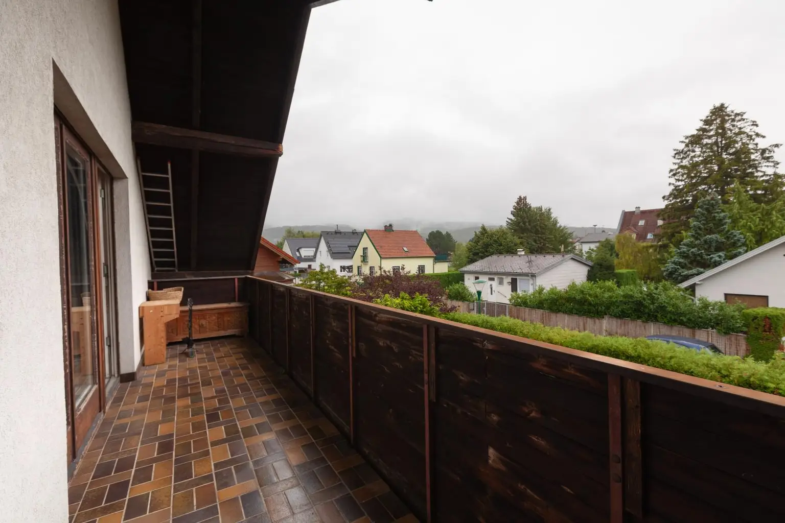 Balkon OG