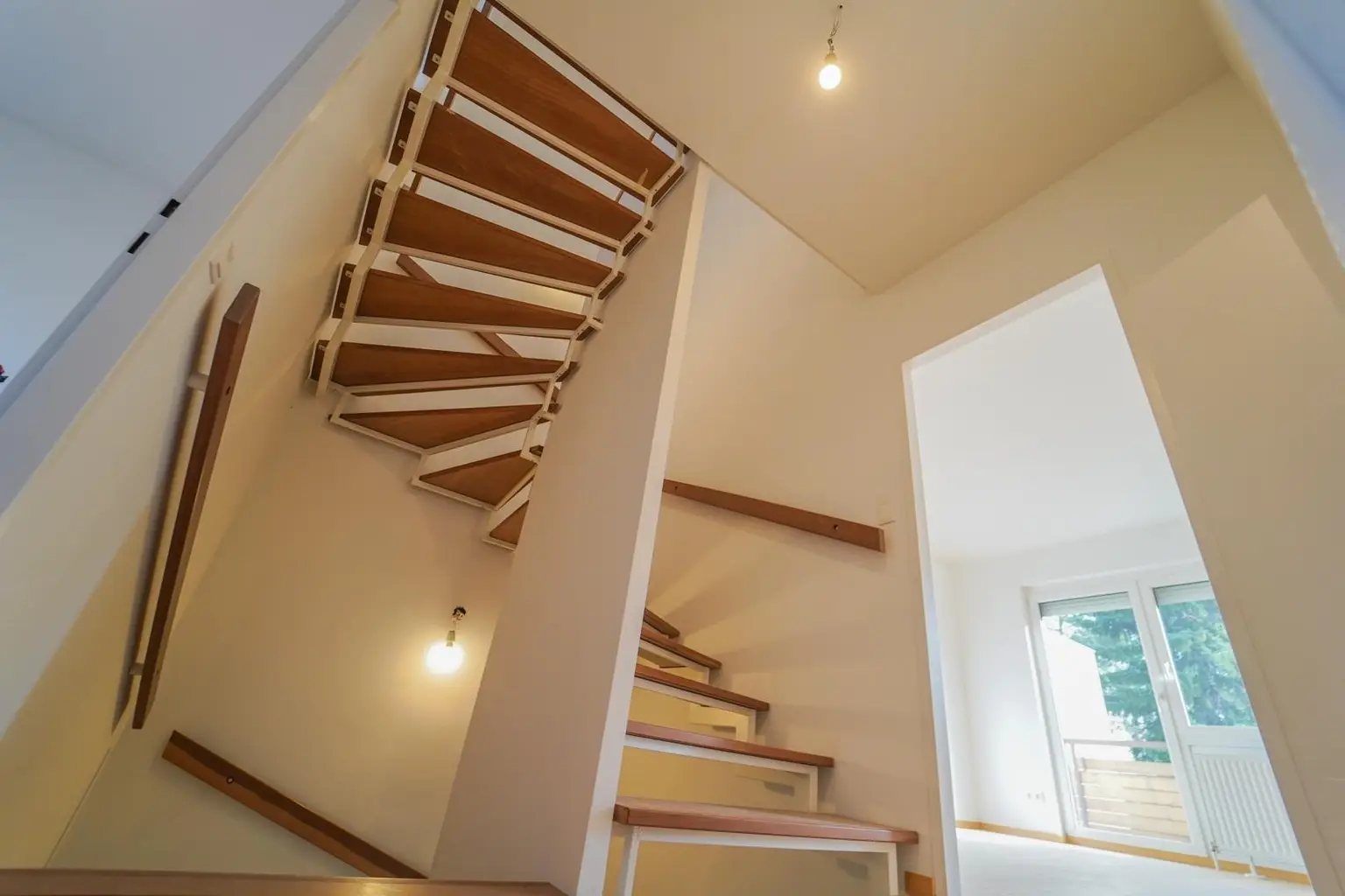 Haus mit Garten & Parkplatz in 1130 Wien Provisionsfrei zu mieten