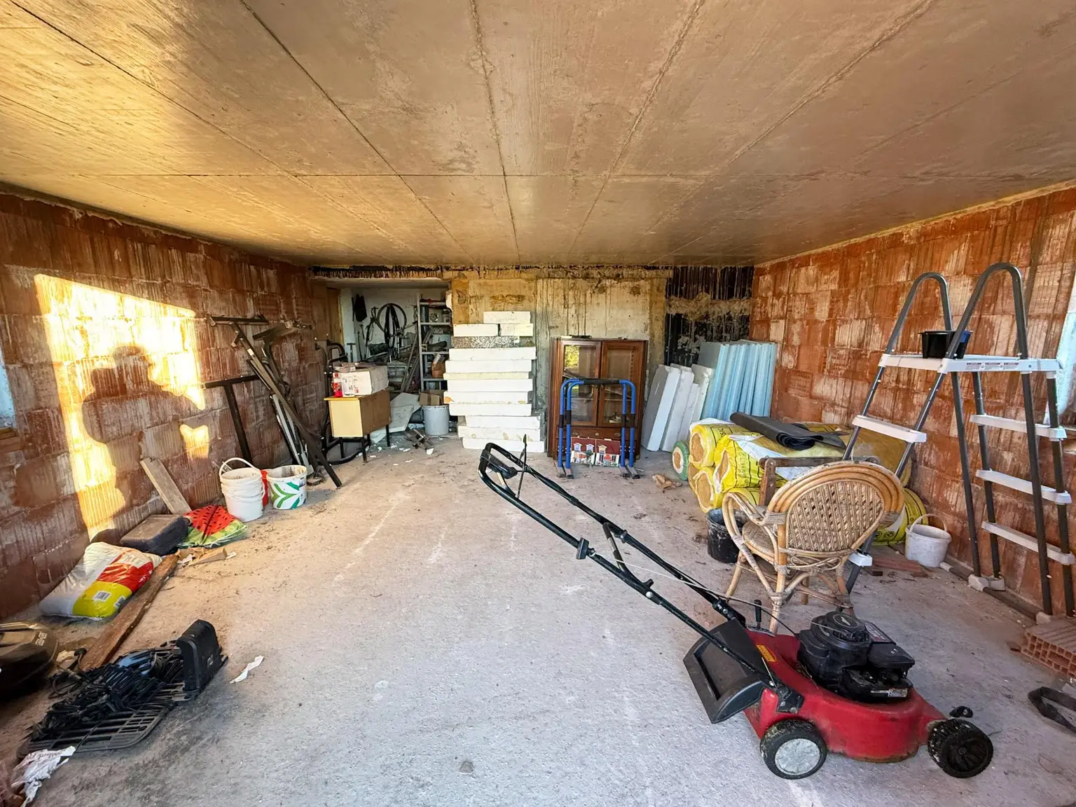 Einfamilienhaus in Ybbs - neuer Wohntrakt zum Fertigstellen inklusive!