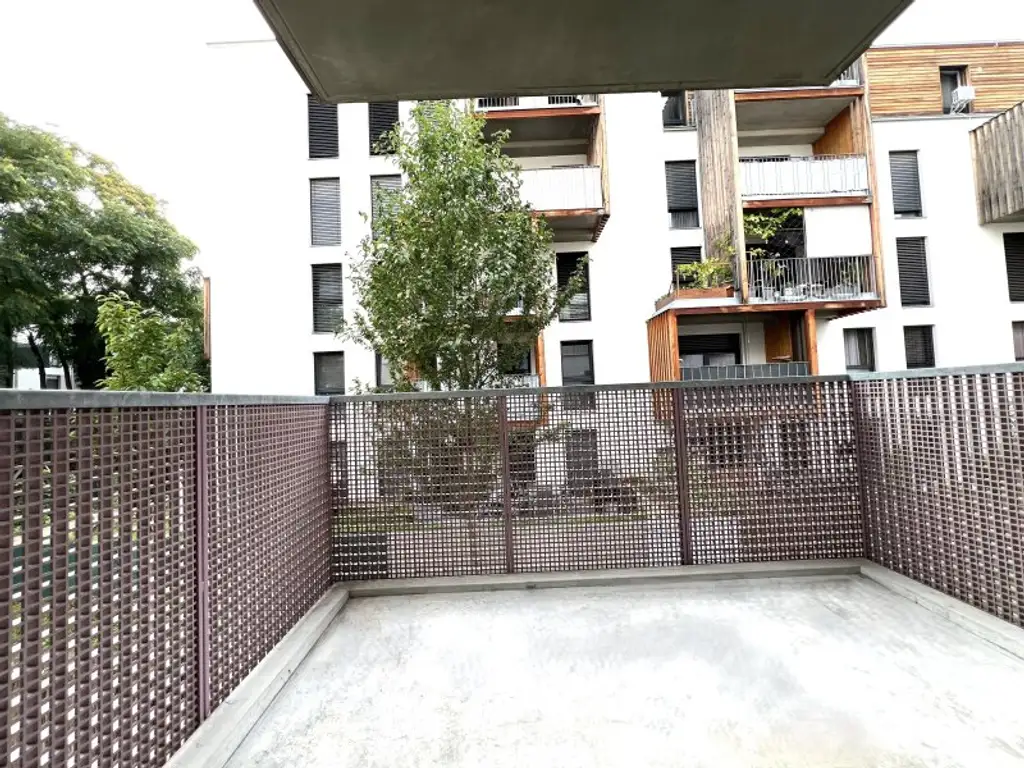 Attraktive 2-Zimmerwohnung mit Kühldecke und Balkon