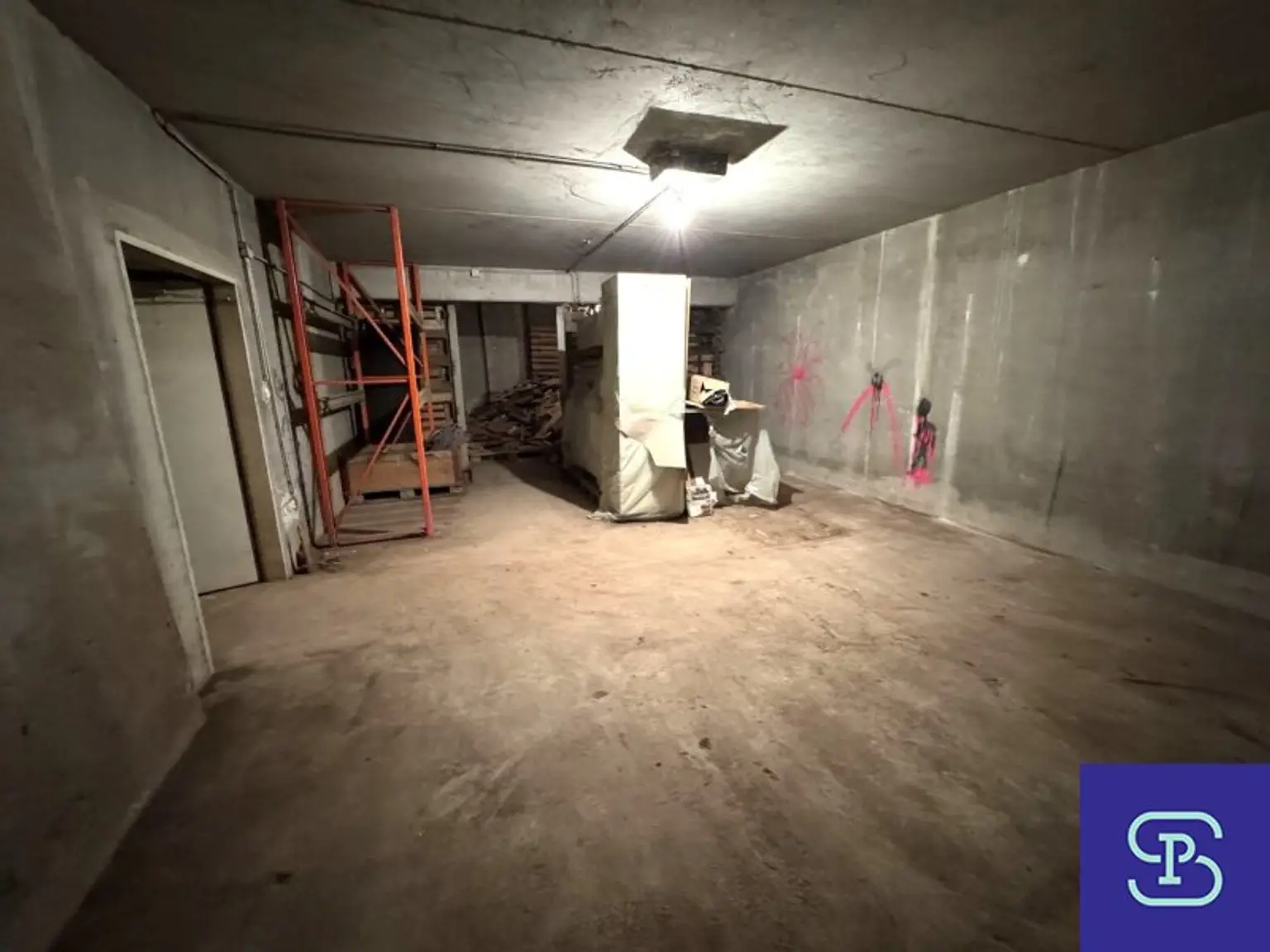 Betriebsobjekt 435m² mit Einfahrt Nähe Linzer Straße - 1140 Wien