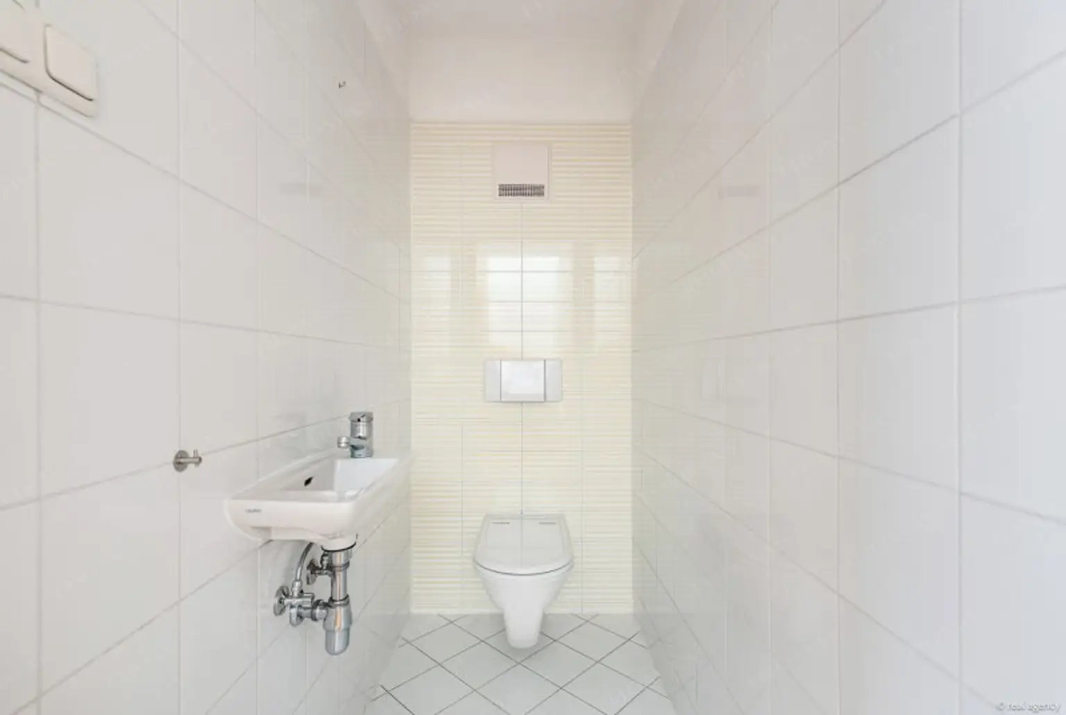 Lichtdurchflutete Maisonette mit Dachterrasse direkt am Währinger Park